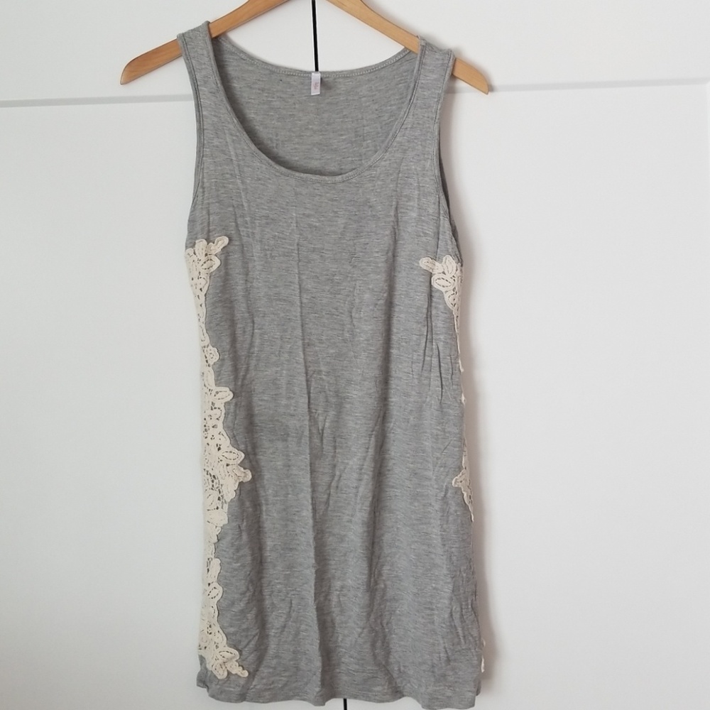Maternity | Long tank top